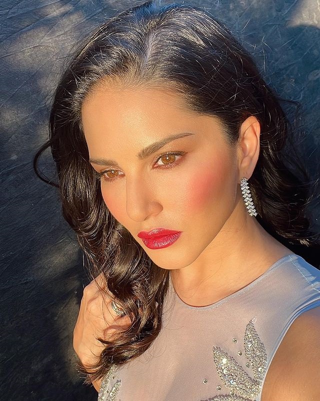 Sunny Leone Instagram Photos